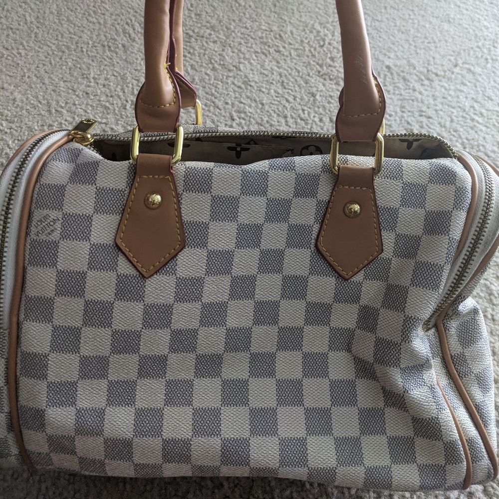 White check bag